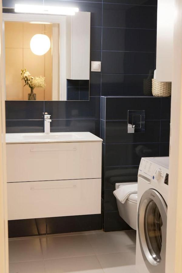 Chic & Comfortable Central Apart, Close To National Archeological Museum! Athens Luaran gambar